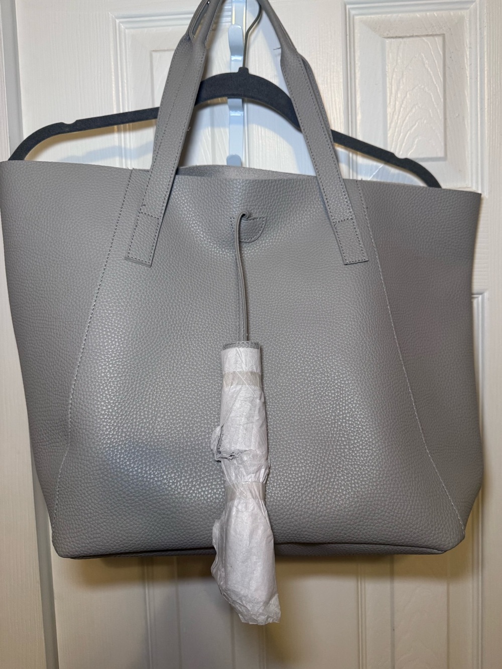 Everyday Gray Pebble Tote - Carryall